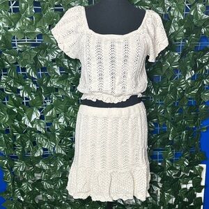 Elegant Cream Knit Skirt Set